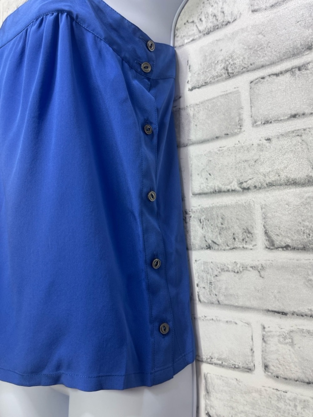 Vintage Nora Noah Royal Blue Silk Button Side Button Straps Top 4 - Picture 2 of 4